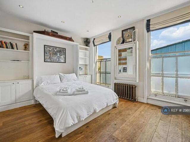 Flat for rent in Cat Hill