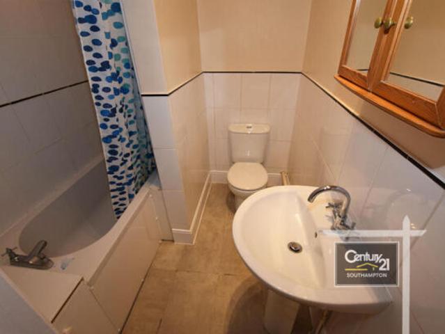Flat for rent in Southampton, England