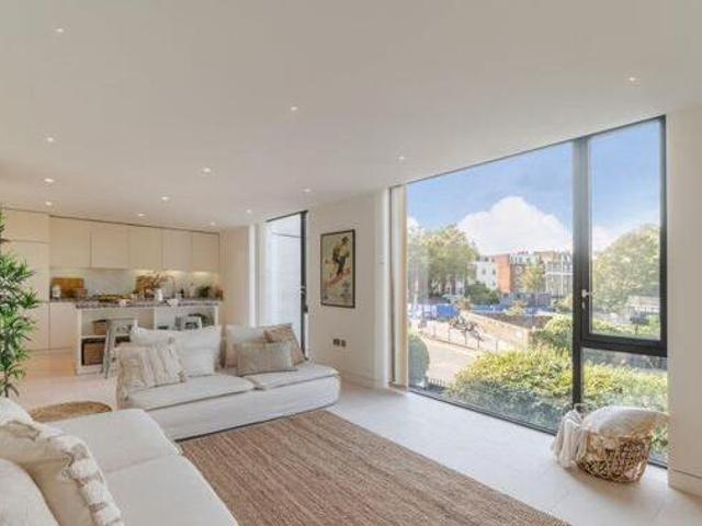 House for rent in Lyons, Greater London