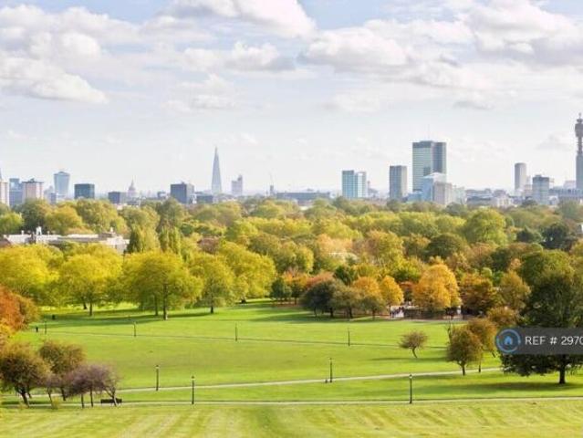Flat for rent in Cat Hill