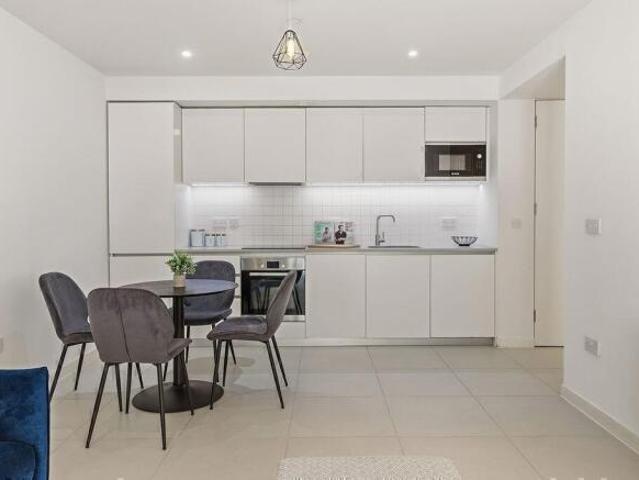 Flat for rent in Cat Hill