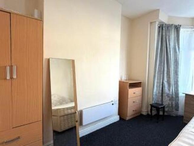 Flat for rent in Wales