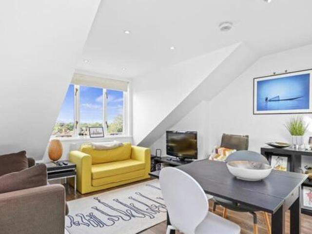 House for rent in Deepcut, Surrey