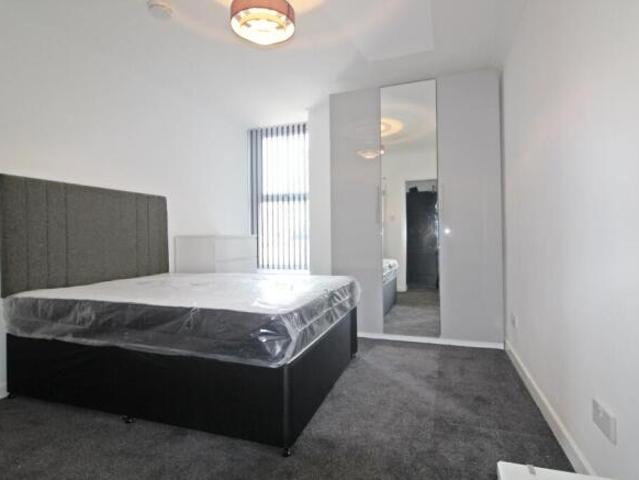 Flat for rent in Plasnewydd, Falcon Lodge