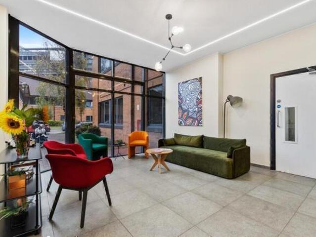 Flat for rent in Cat Hill