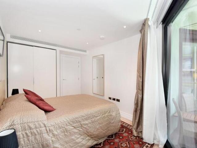 Flat for rent in Cat Hill