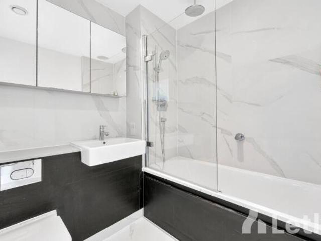 Flat for rent in Cat Hill