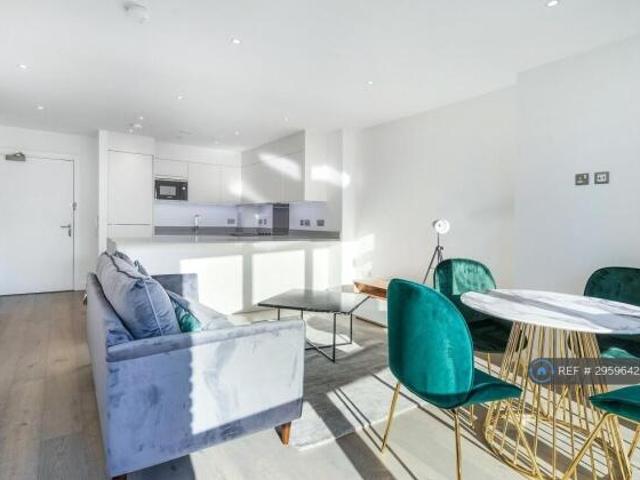 Flat for rent in Cat Hill