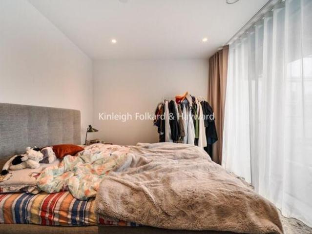 Flat for rent in Cat Hill