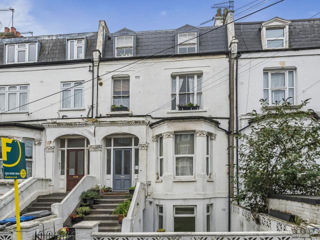Apartment for rent in Harlesden, Greater London
