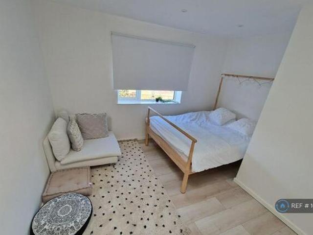 House for rent in New Bilton, Warwickshire