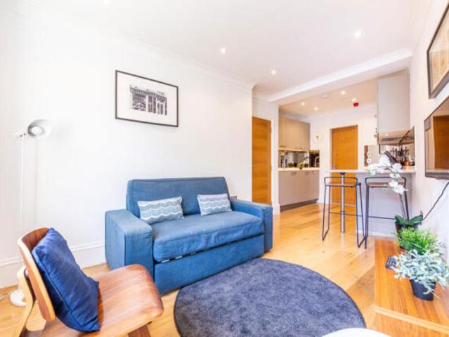Flat for rent in Soho, Greater London