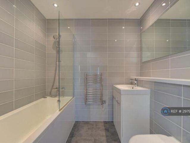 Flat for rent in Cat Hill