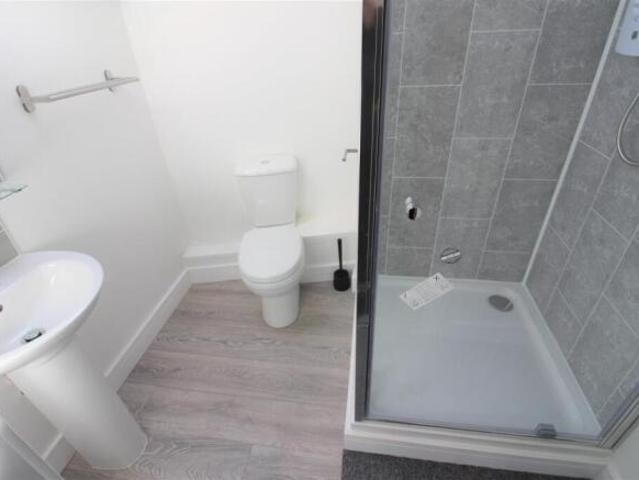 Flat for rent in Falcon Lodge, Wales