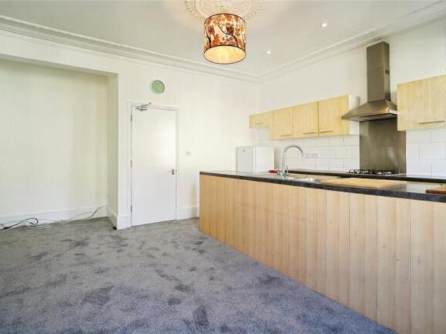 Flat for rent in Cat Hill