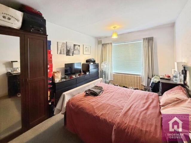 Flat for rent in Heaton Park, Bury
