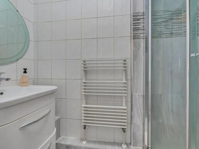 Flat for rent in Catford, Isle Of Man
