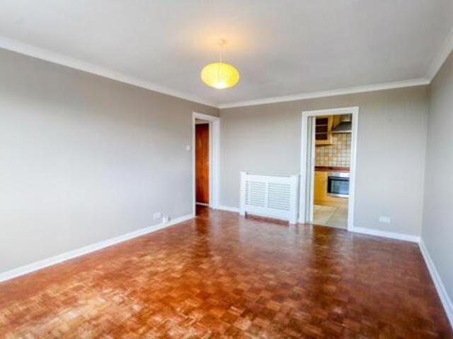 Flat for rent in Shooters Hill, Greater London