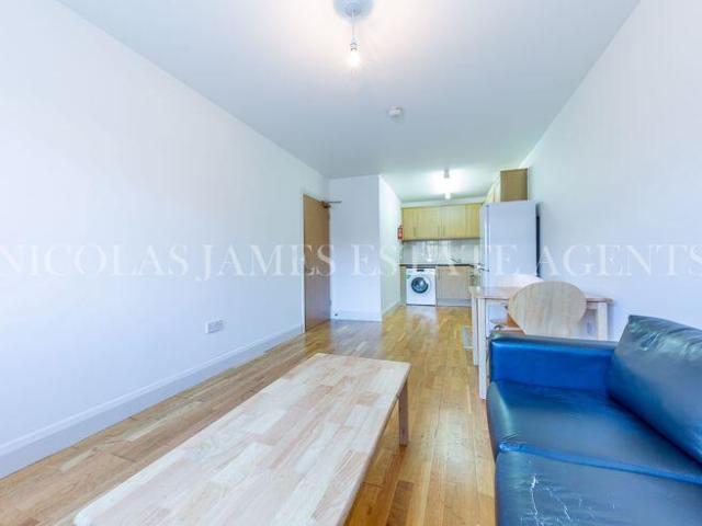 Flat for rent in Cat Hill, Isle Of Man