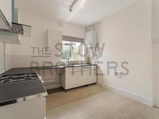 Flat for rent in Forest Gate, Greater London