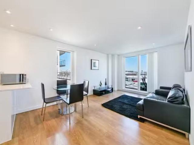 House for rent in Bromley-by-Bow, Poplar Grove