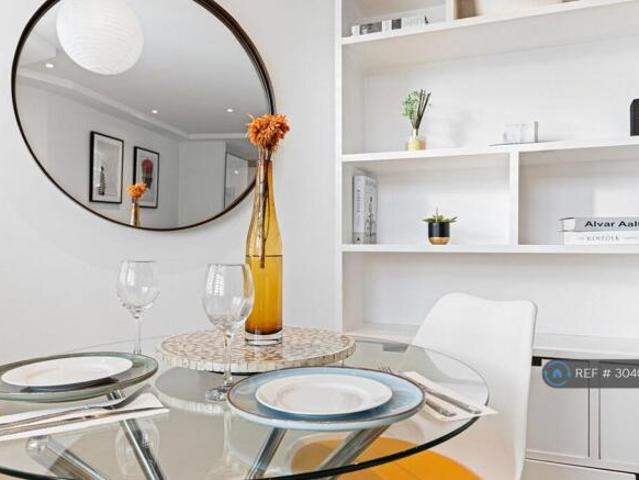 Flat for rent in Cat Hill
