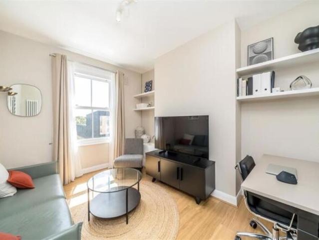 Flat for rent in London Borough of Lewisham, New Cross