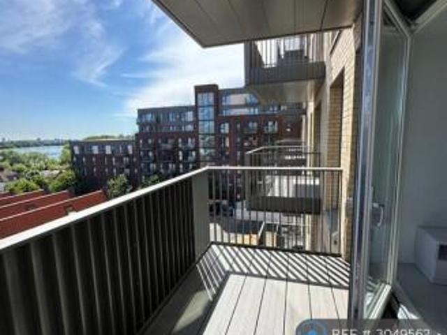 Flat for rent in Cat Hill