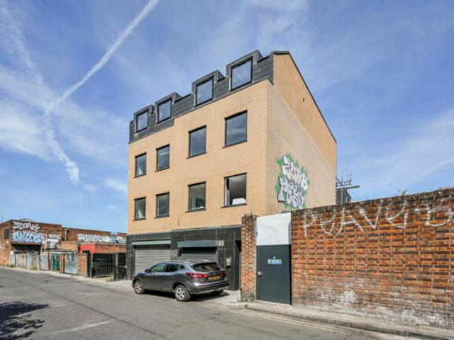 Flat for rent in Walthamstow, Greater London