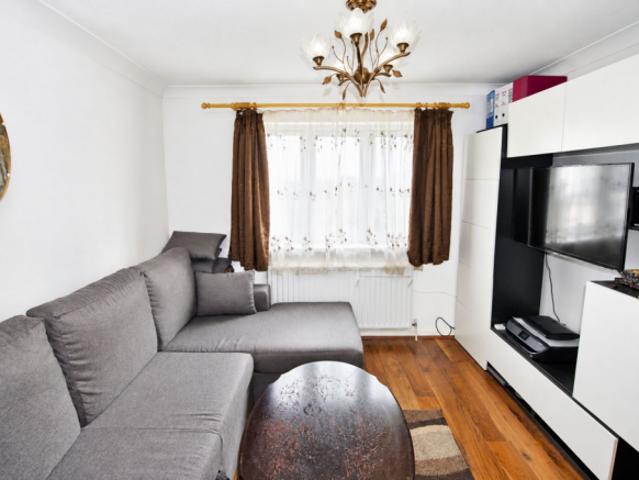 Flat for rent in Cat Hill