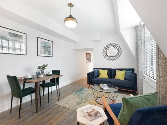 Flat for rent in Cat Hill