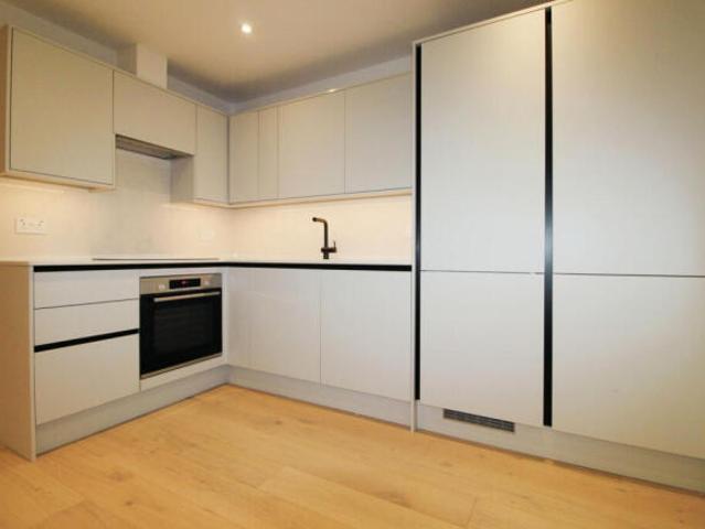 Flat for rent in Southall, Greater London
