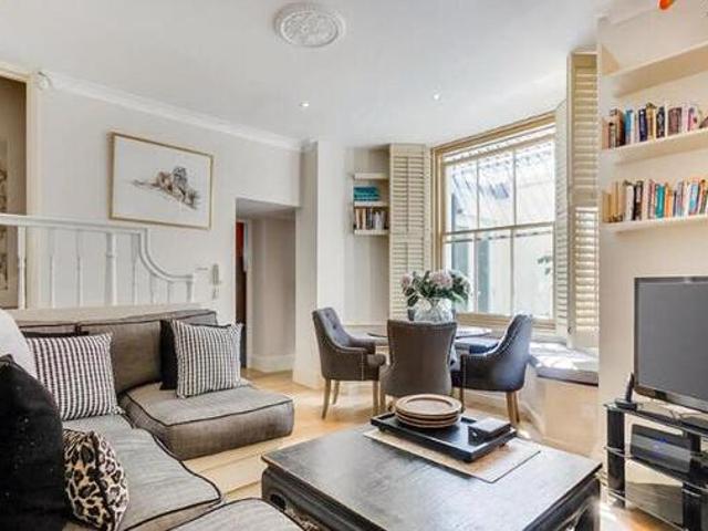 House for sale in Lyons, Greater London