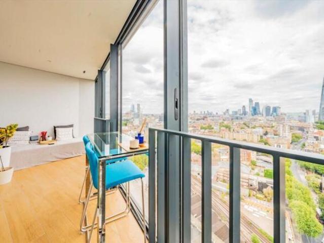 Flat for rent in The Borough, Greater London