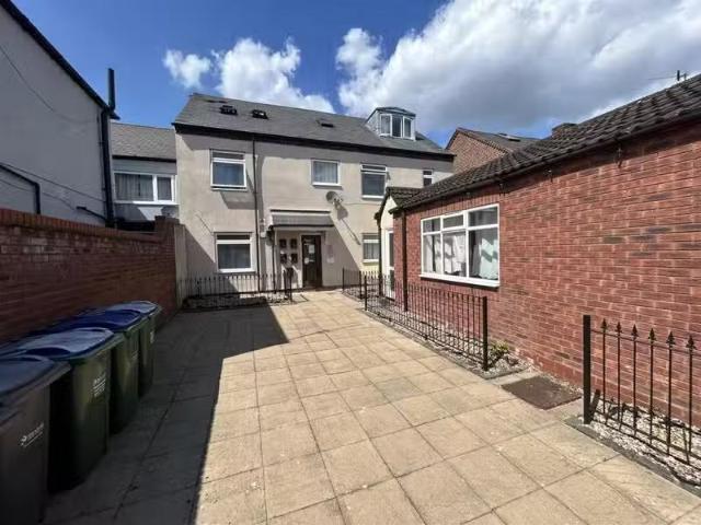 House for rent in Plant's Green, Cradley Heath