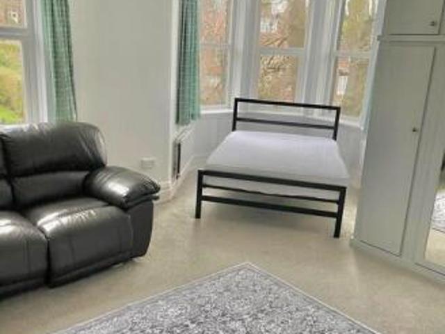 Flat for rent in Low Harrogate, Harrogate
