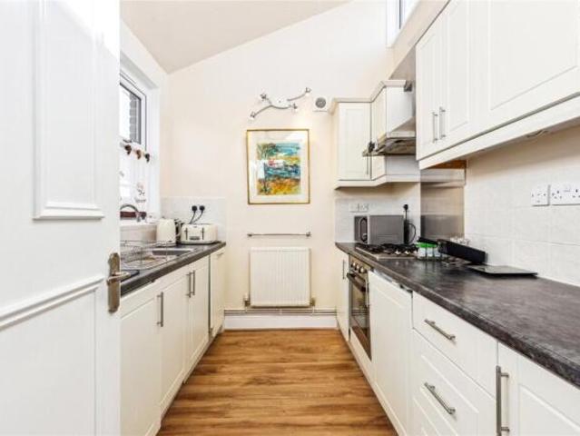 Flat for rent in Cat Hill