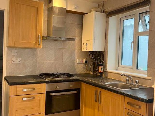 Studio for rent in Five Acres, Hertfordshire