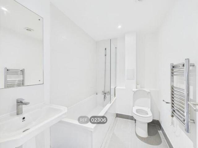 Flat for rent in Key Street, Suffolk