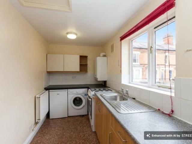 Flat for rent in St James, Sandown Park