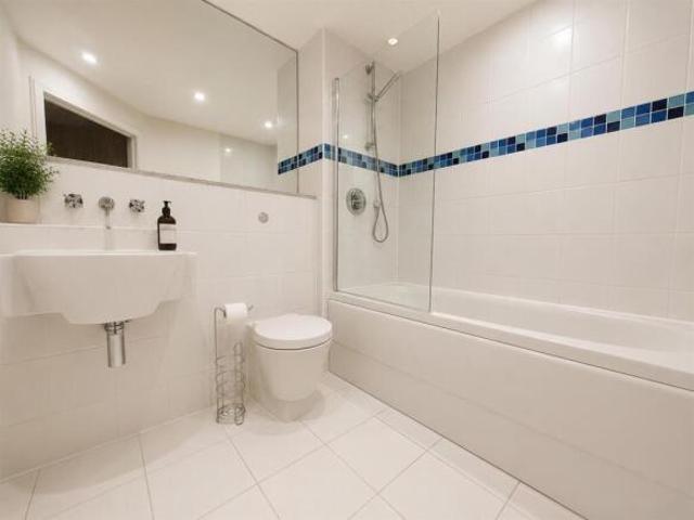Flat for rent in Golden Valley, Gloucestershire