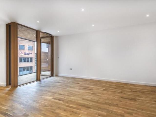 Flat for rent in Bridgefield, Kent