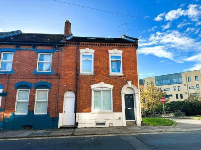 Flat for rent in St Michaels, Livermead
