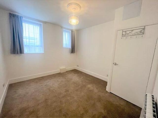 Flat for rent in Worthing, West Sussex