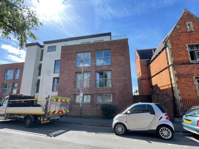House for rent in Golden Valley, Gloucestershire