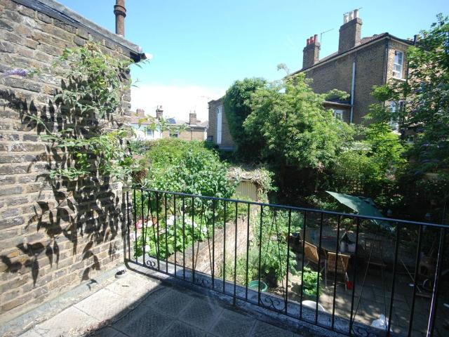 Apartment for rent in Finsbury Park, Isle Of Man