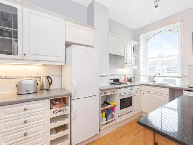 Flat for rent in Cat Hill