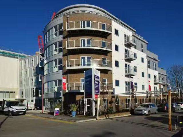 House for rent in Merrow, Guildford
