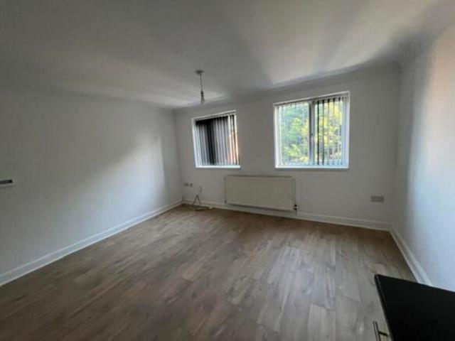 Flat for rent in Kiveton Park, South Yorkshire