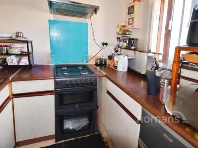 Flat for rent in Slough